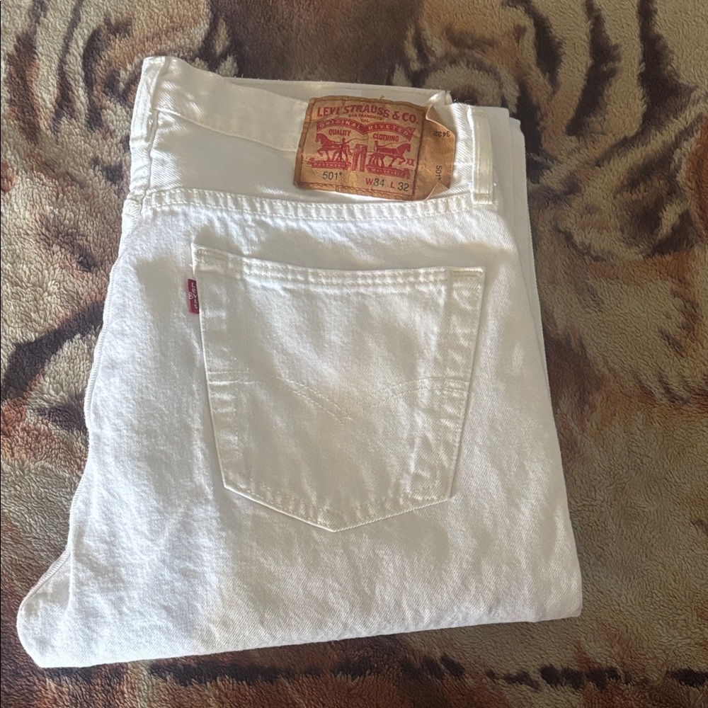 Levi's White Men’s Straight Jeans - Signature Back Pocket